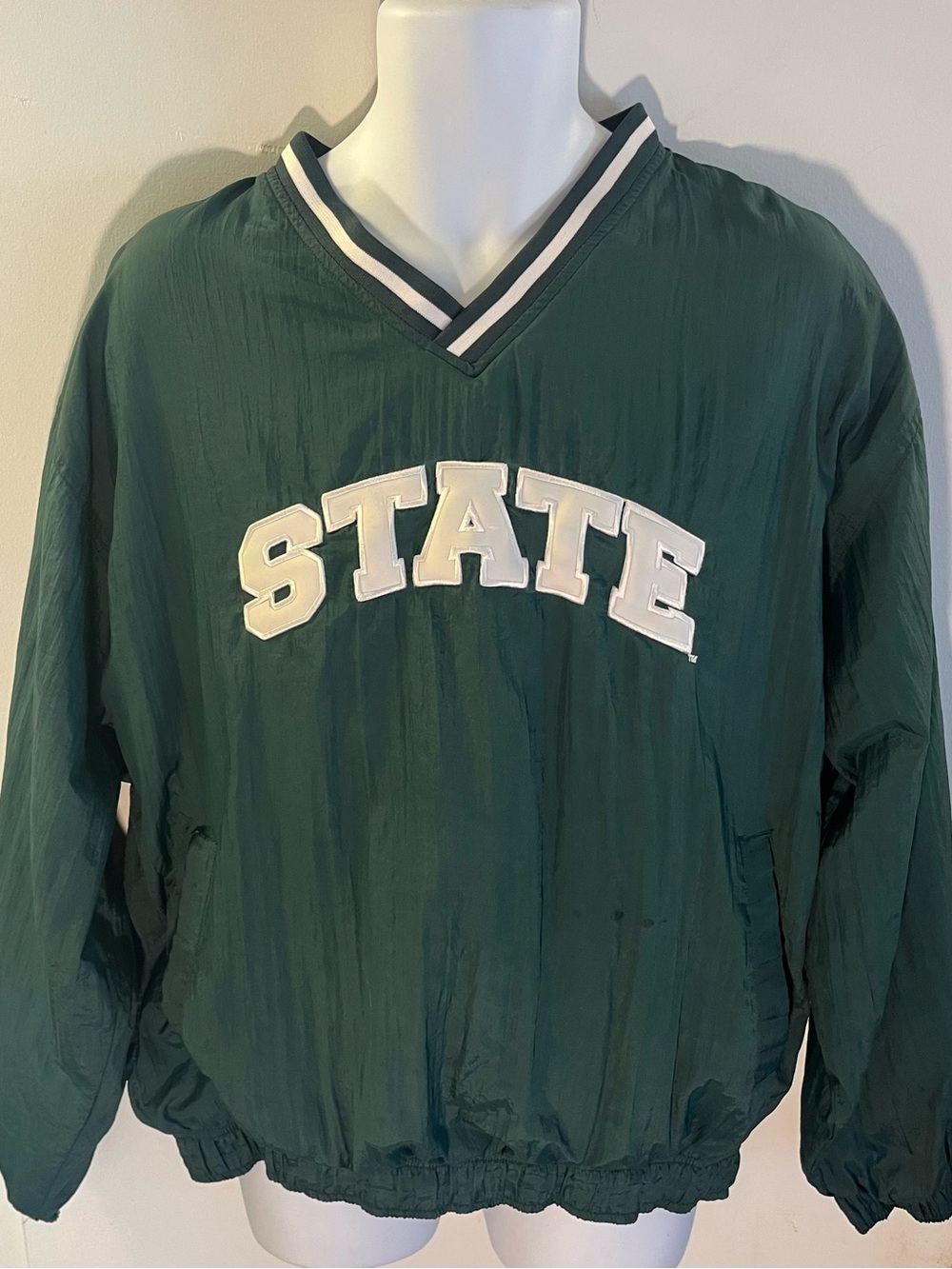 Men's Dark Green Pullover Windbreaker with White 'MICHIGAN STATE' Appliqué
